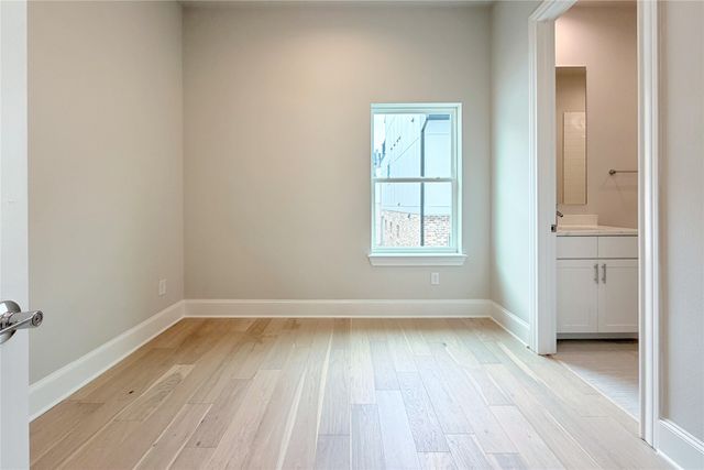 4613 Greenborough Lane, Dallas, TX 75219