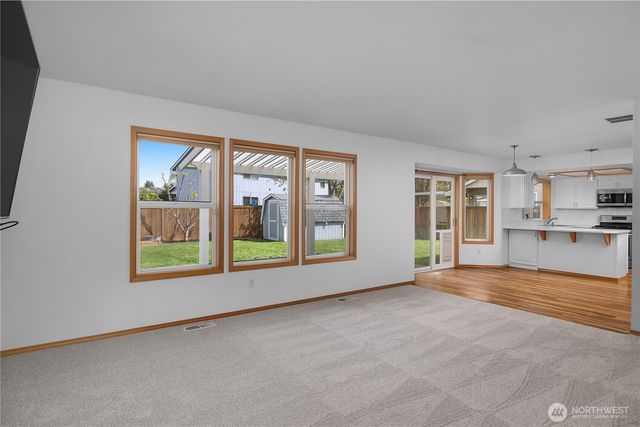 5464 Park Place Loop SE, Lacey, WA 98503
