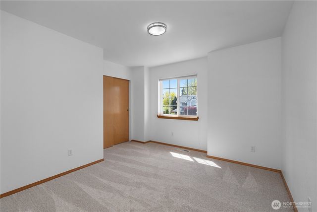 5464 Park Place Loop SE, Lacey, WA 98503