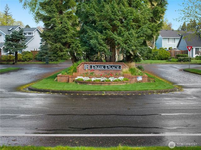 5464 Park Place Loop SE, Lacey, WA 98503