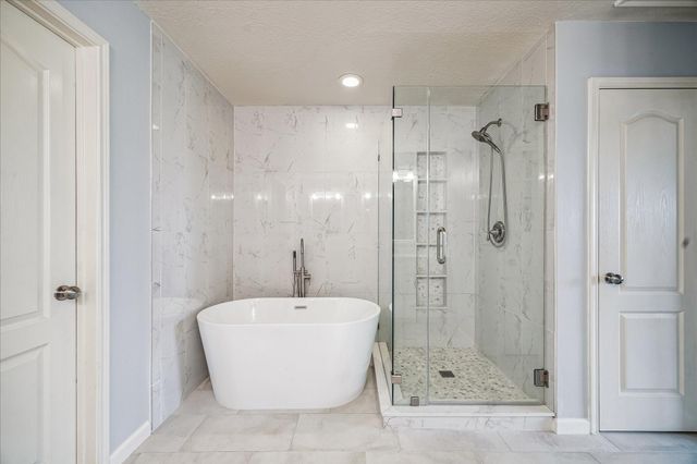 12427 Shadowvista Drive, Houston, TX 77082