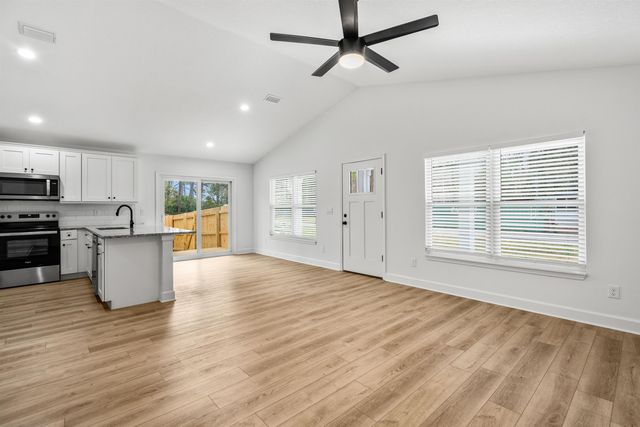 4532 Fourth Ave, St Augustine, FL 32095