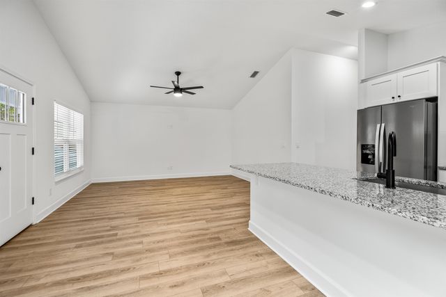 4532 Fourth Ave, St Augustine, FL 32095