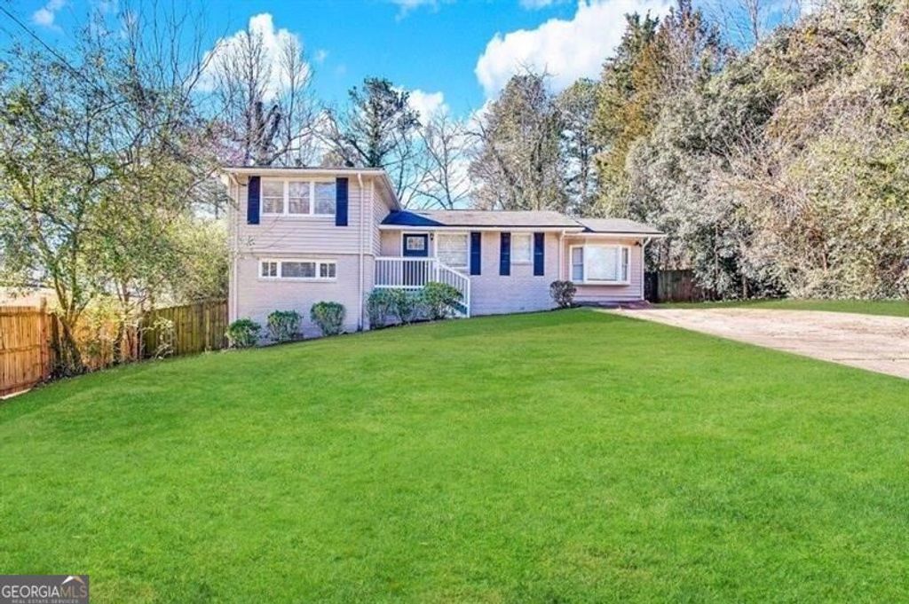 3409 GLENSFORD Drive, Decatur, GA 30032