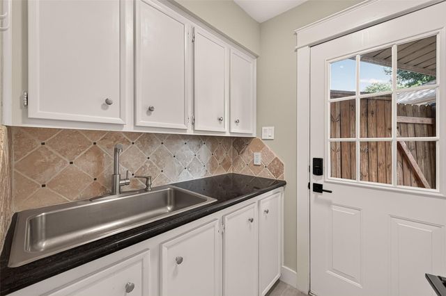2103 Shadybriar Drive, Houston, TX 77077