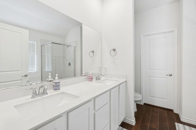 3260 Hunters Glen Drive, Aubrey, TX 76227