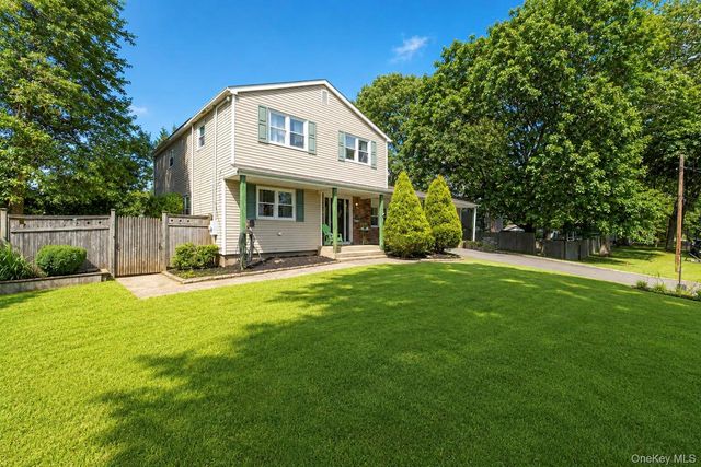 145 Sioux Street, Ronkonkoma, NY 11779