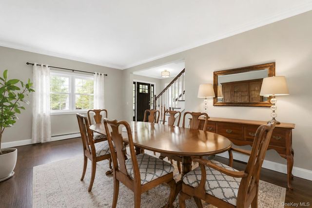 145 Sioux Street, Ronkonkoma, NY 11779