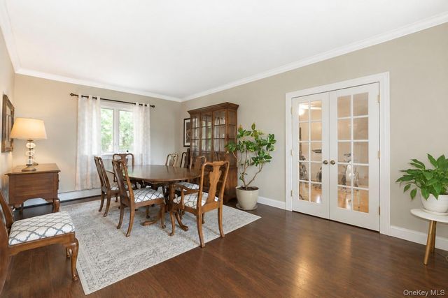 145 Sioux Street, Ronkonkoma, NY 11779