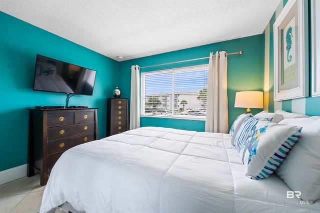 400 Plantation Road 1112, Gulf Shores, AL 36542