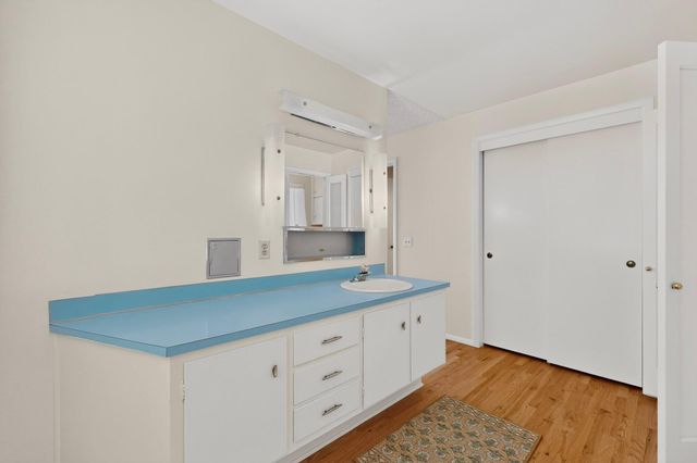 7700 Pickard Avenue NE, Albuquerque, NM 87110