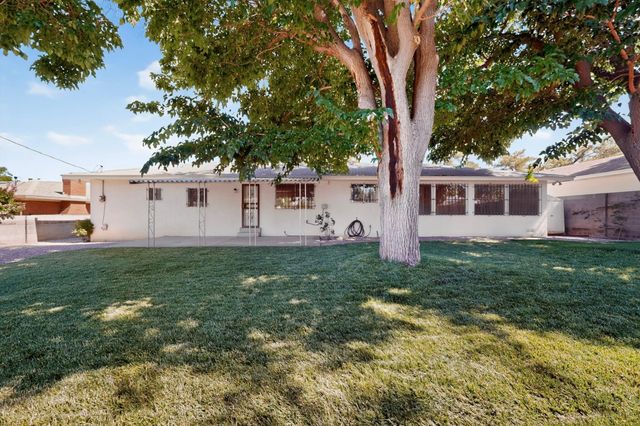 7700 Pickard Avenue NE, Albuquerque, NM 87110