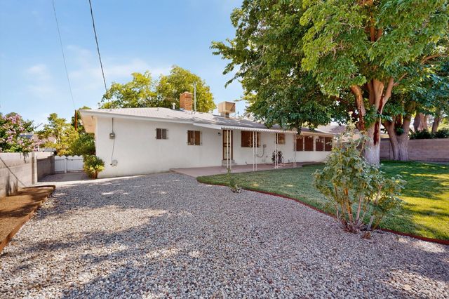 7700 Pickard Avenue NE, Albuquerque, NM 87110