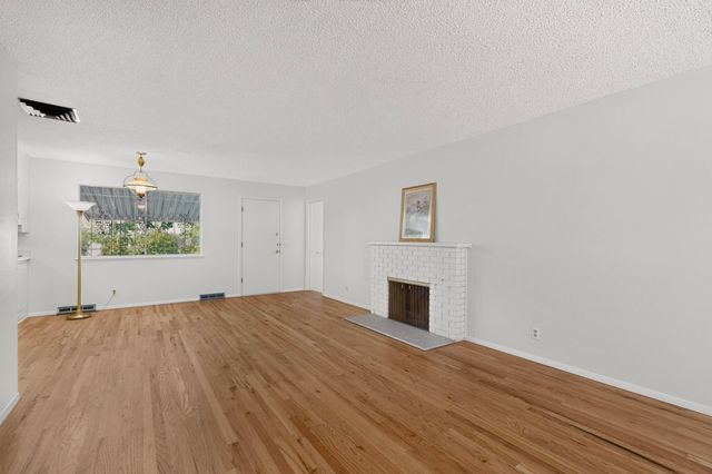7700 Pickard Avenue NE, Albuquerque, NM 87110