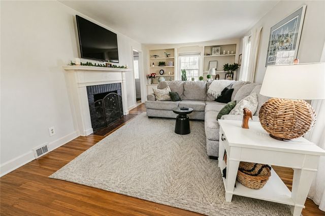 20 Lafayette Parkway, Brighton, NY 14625