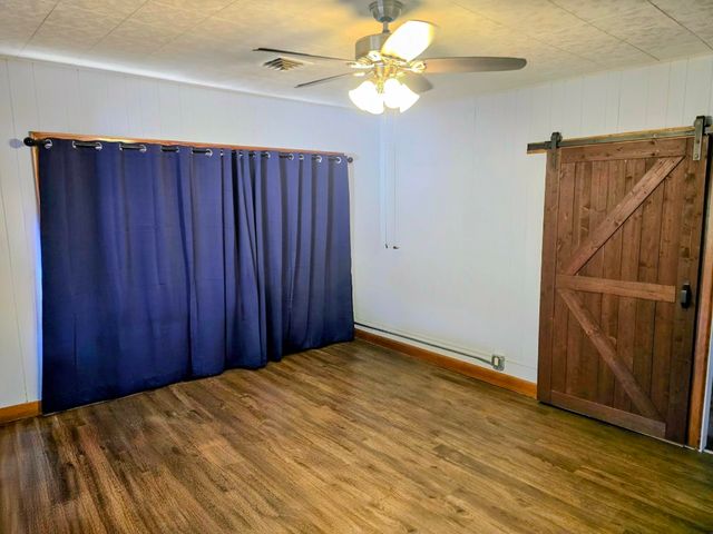 740 N Walnut St, Medicine Lodge, KS 67104