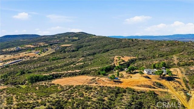 40270 Vans Vision Road, Hemet, CA 92544