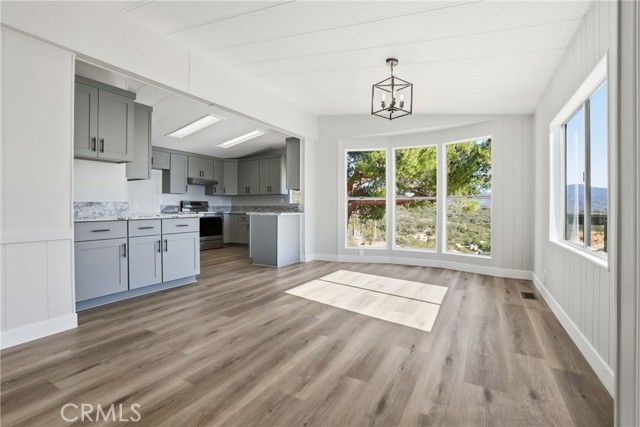 40270 Vans Vision Road, Hemet, CA 92544