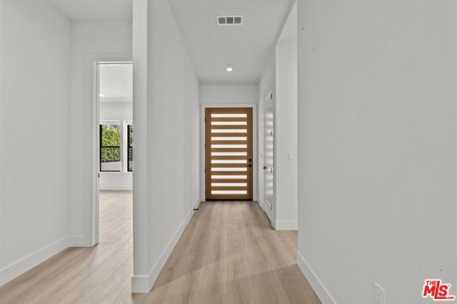 521 N Martel Avenue, Los Angeles, CA 90036