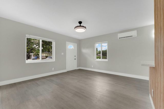 2625 NW 10th Street, Pompano Beach, FL 33069