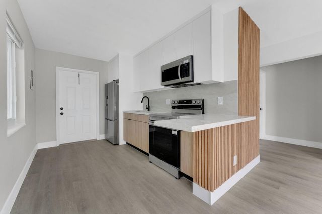 2625 NW 10th Street, Pompano Beach, FL 33069