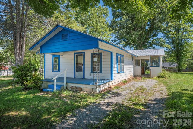 308 Substation Street, Hendersonville, NC 28792