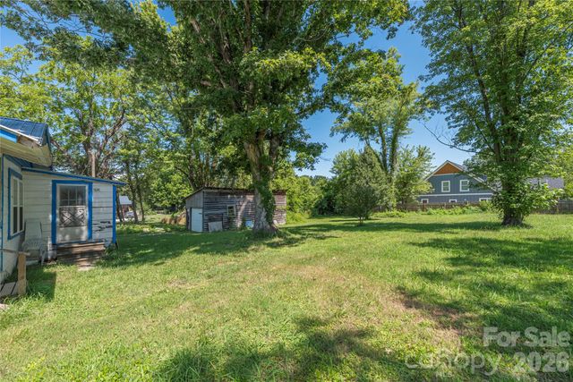 308 Substation Street, Hendersonville, NC 28792