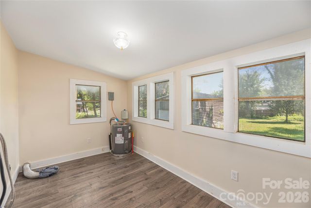 308 Substation Street, Hendersonville, NC 28792