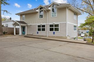 1841 E ave Ne, Cedar Rapids, IA 52402