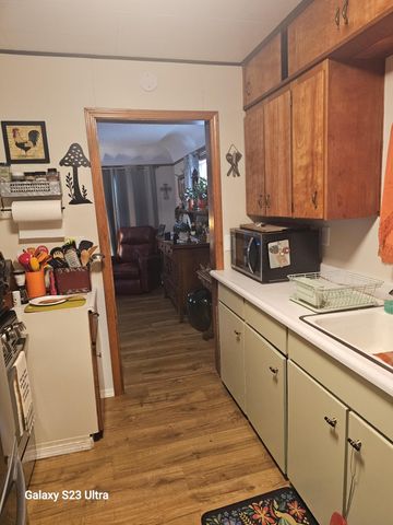 1435 Worden Avenue, Klamath Falls, OR 97601