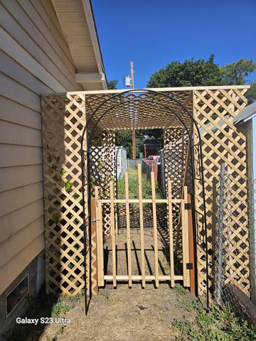 1435 Worden Avenue, Klamath Falls, OR 97601