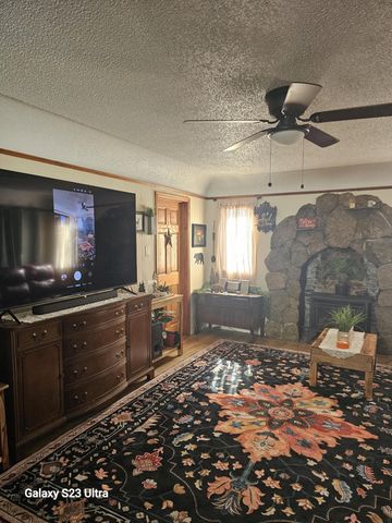 1435 Worden Avenue, Klamath Falls, OR 97601