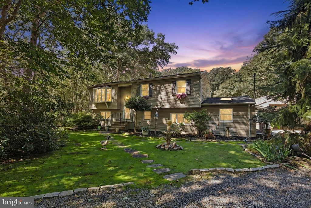 347 E MILLSTREAM RD, CREAM RIDGE, NJ 08514 — exterior