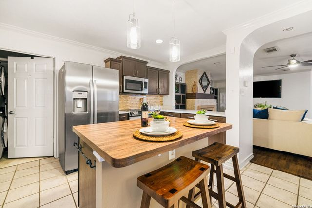9115 MAVERICK PASS, San Antonio, TX 78240