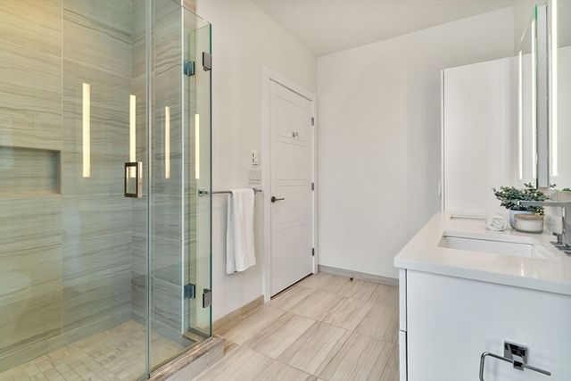 40 Traveler Street 701, Boston, MA 02118