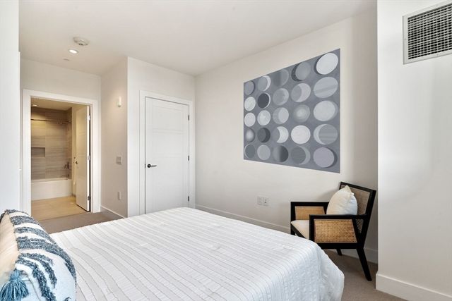 40 Traveler Street 701, Boston, MA 02118