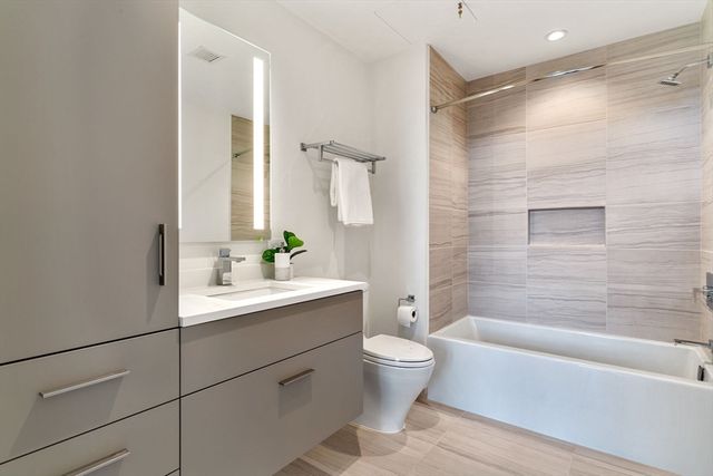 40 Traveler Street 701, Boston, MA 02118