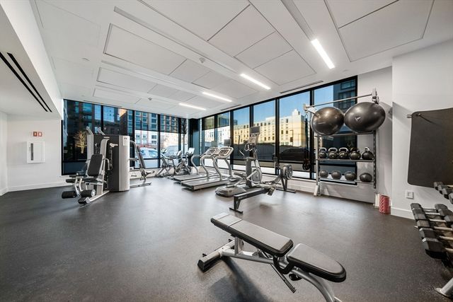 40 Traveler Street 701, Boston, MA 02118