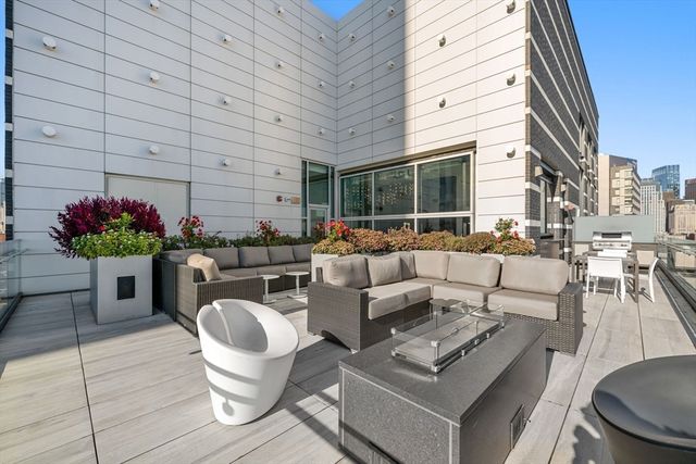 40 Traveler Street 701, Boston, MA 02118