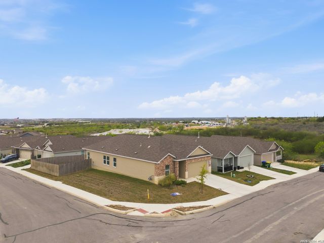 13007 Sage Turn, St Hedwig, TX 78152
