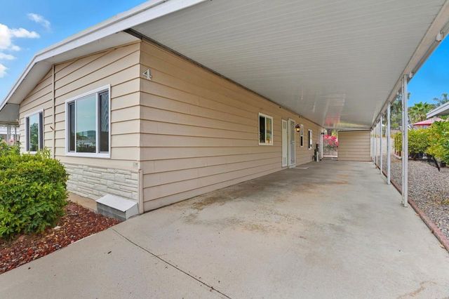 2250 N Broadway 4, Escondido, CA 92026