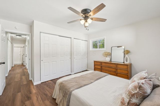 10 Westmoor Drive, London, OH 43140