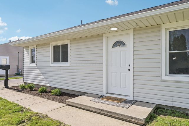 10 Westmoor Drive, London, OH 43140