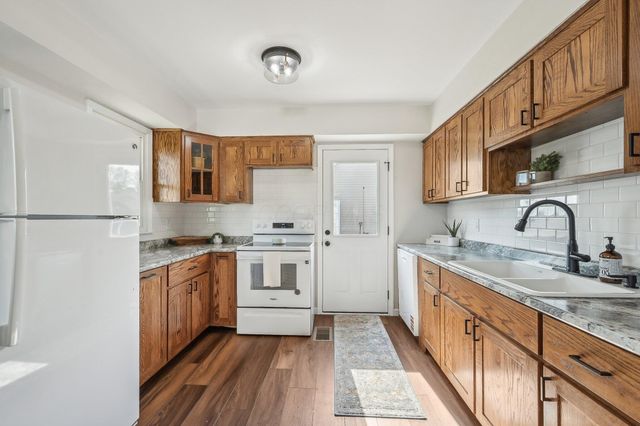 10 Westmoor Drive, London, OH 43140
