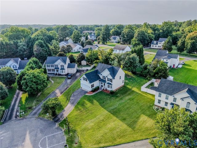 912 Harmony Rd, Fairfield, VA 23059