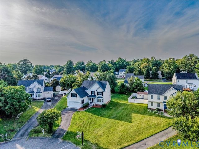 912 Harmony Rd, Fairfield, VA 23059