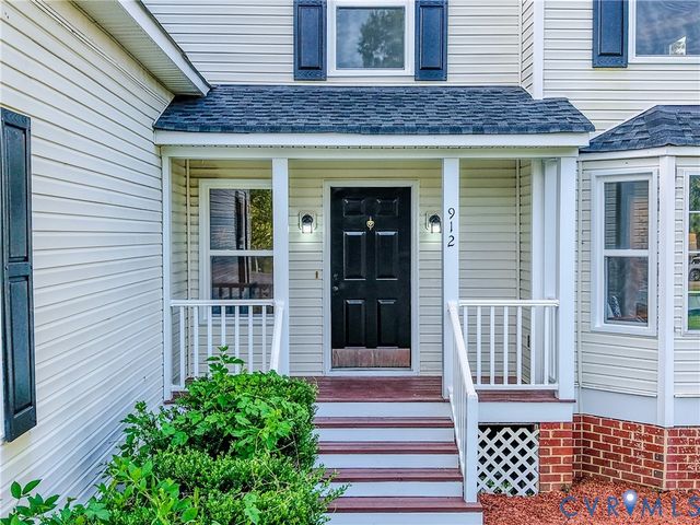 912 Harmony Rd, Fairfield, VA 23059