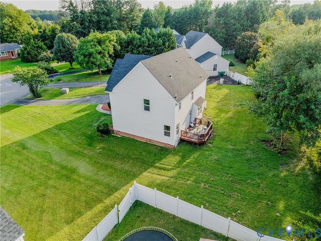 912 Harmony Rd, Fairfield, VA 23059