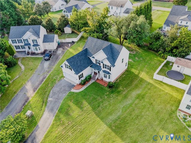 912 Harmony Rd, Fairfield, VA 23059