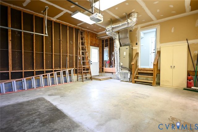 912 Harmony Rd, Fairfield, VA 23059